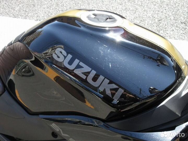 Suzuki SV650X