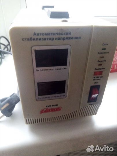 Автоматический стабилизатор напряжения