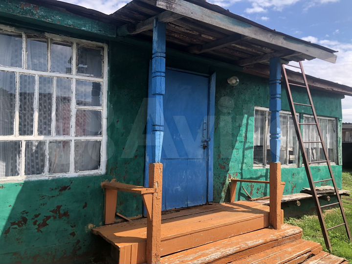 Дом 37,9 м² на участке 23,8 сот.