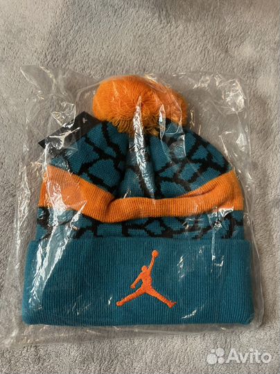 Шапка новая