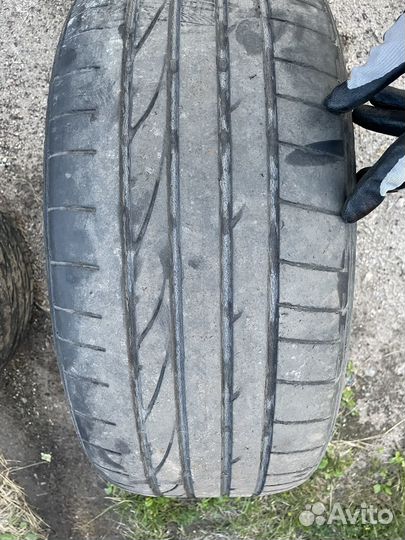 Bridgestone Dueler H/P 255/45 R20