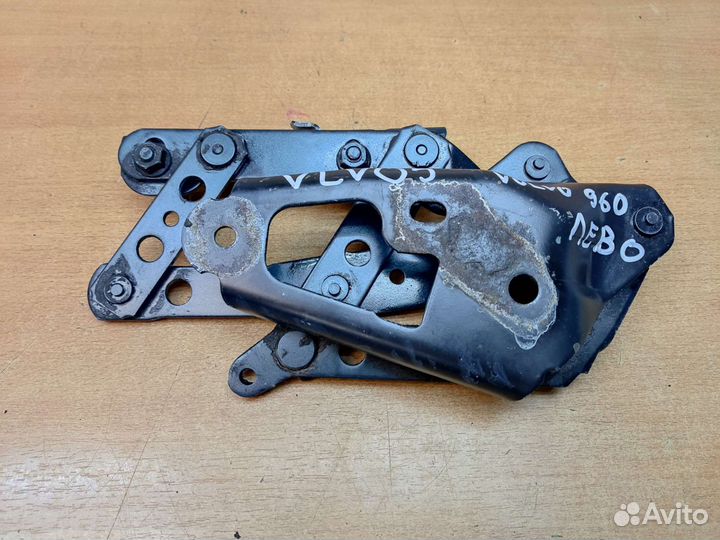 Петля капота левая, Volvo 960