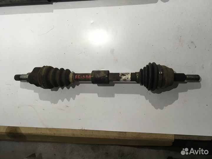 Полуось (привод) левый (Ford Focus)
