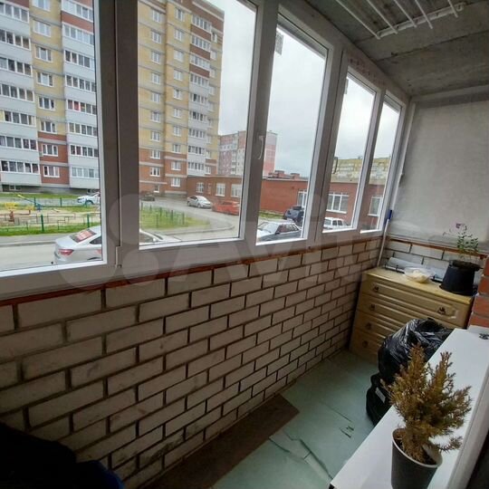 1-к. квартира, 37 м², 1/10 эт.