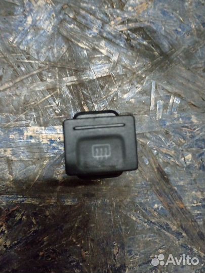 Кнопка обогрева стекла Chery Amulet A15