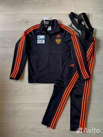 Разминочный костюм
