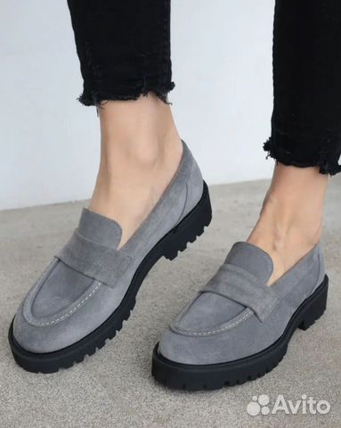 женские замшевые лоферы на толстой подошве