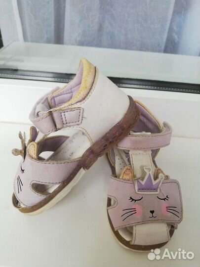 Сандали для девочки