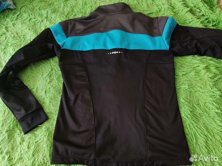 Лыжный разминочный костюм nordski