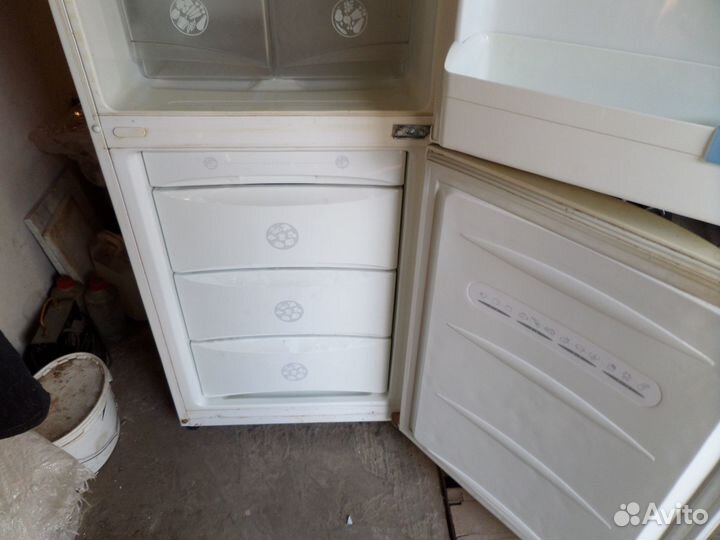 Холодильник LG GR-349SQF