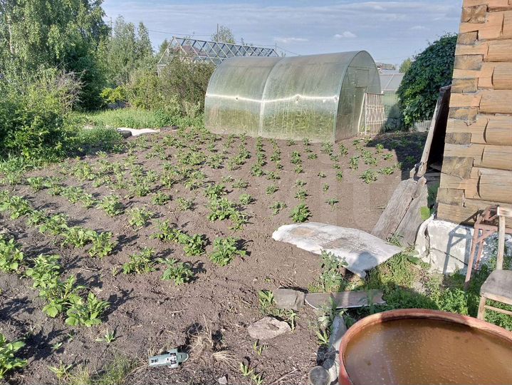 Дом 36 м² на участке 8,8 сот.