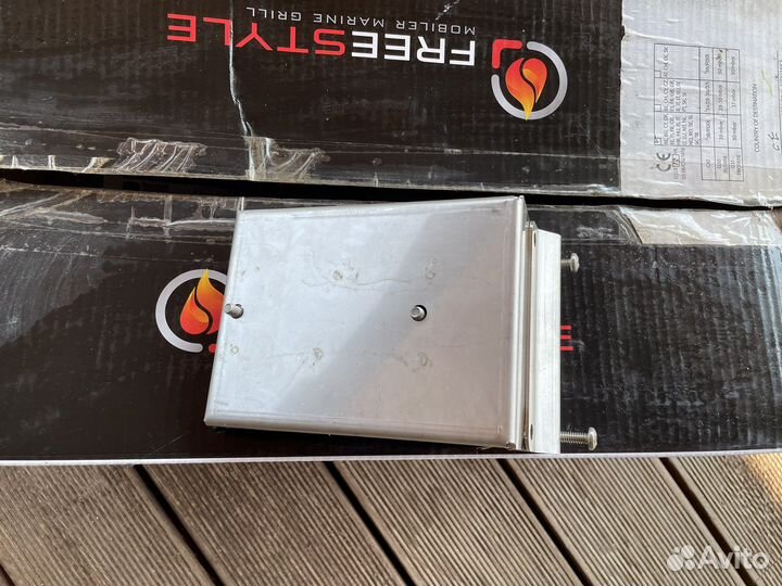 Яхтенный гриль напрлеон марин