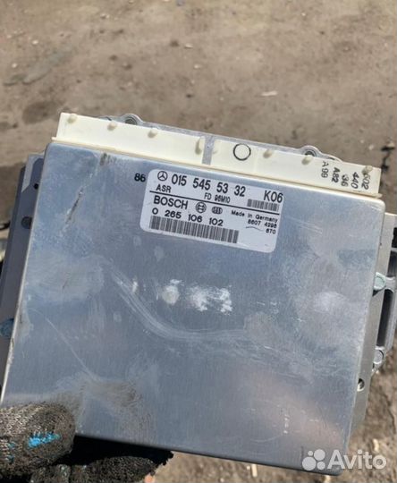 Блок ASR Mercedes W210 W202