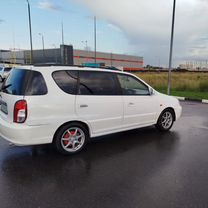 Kia Carens 1.8 MT, 2001, 350 000 км, с пробегом, цена 360 000 руб.