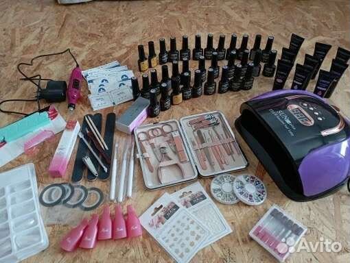 Огромный набор для маникюра. Маникюрный набор