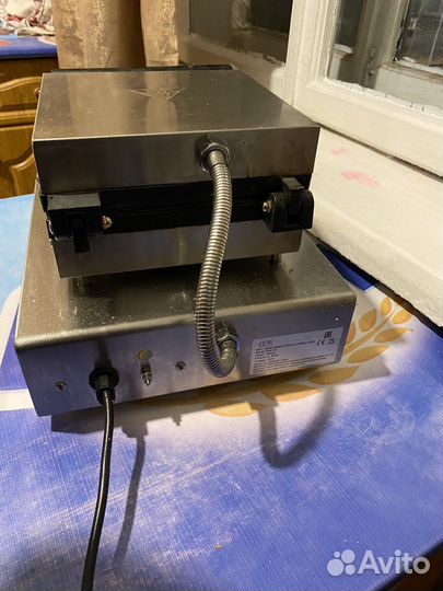 Вафельница