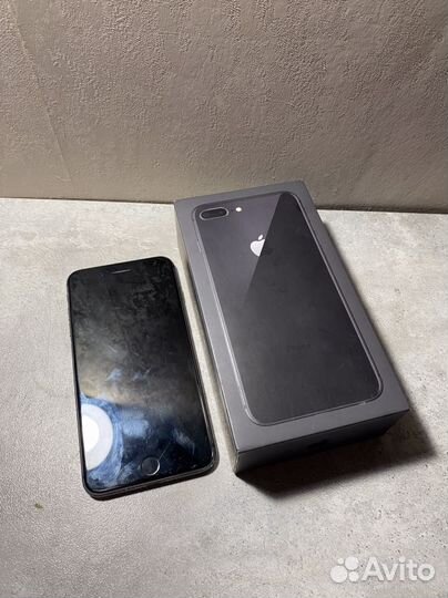 iPhone 8 Plus, 64 ГБ