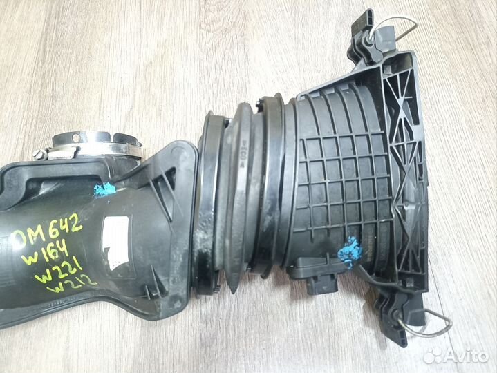 Расходомер воздуха Mercedes w164 /212/221