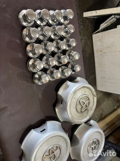 Колесные гайки land cruiser