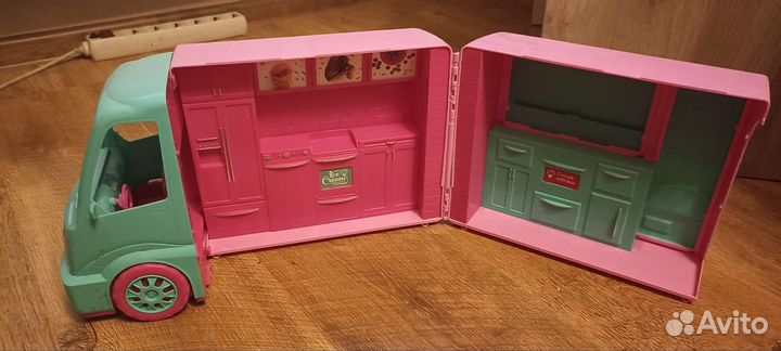 Машина автобус для кукол (игрушка)