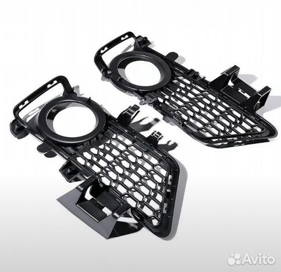 Решетки переднего бампера туманок bmw f30