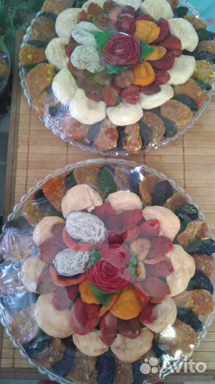 Армянские сухофрукты тарелка