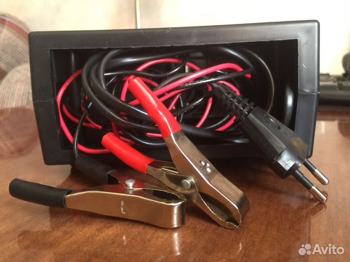 Автомобильное зарядное устройство Орион 325