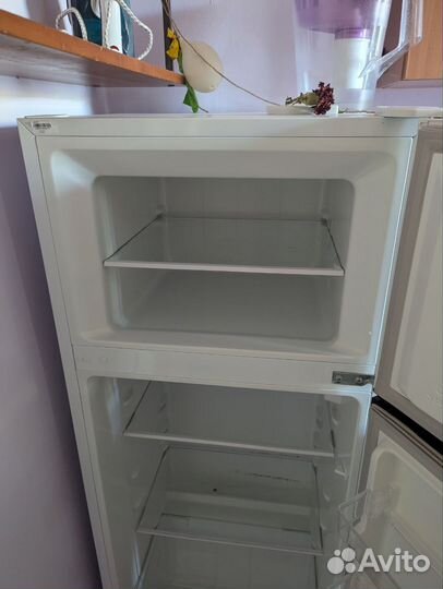 Холодильник Kraft KF-DF340W