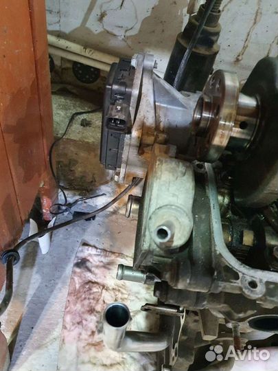 Двигатель на тайота раф 4