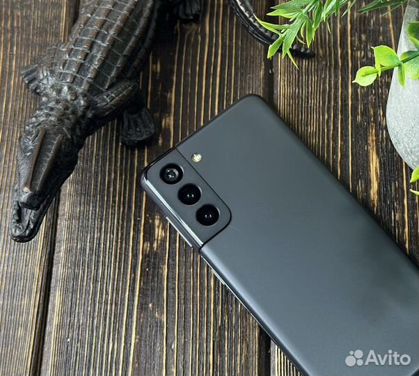 Samsung Galaxy S21 5G, 8/256 ГБ