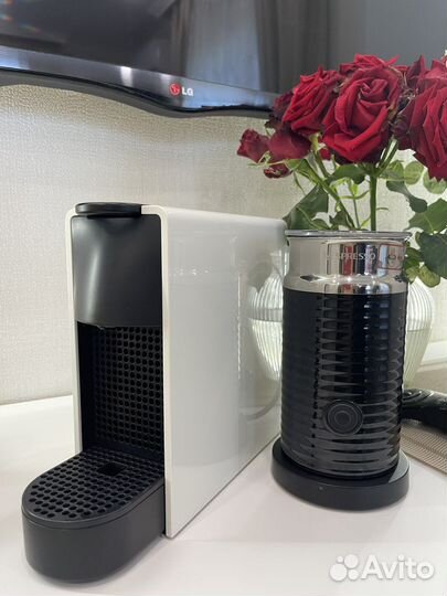 Капсульная кофемашина nespresso essenza mini c30