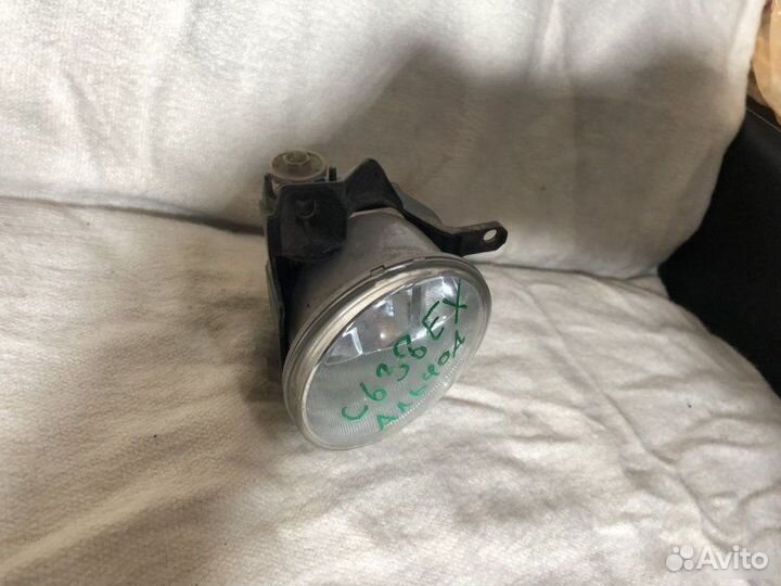 Птф левый Toyota Land Cruiser J200 2009