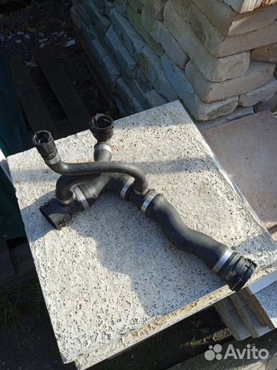 Патрубок охлаждения