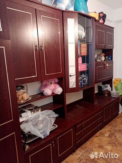 Стенка в гостиную