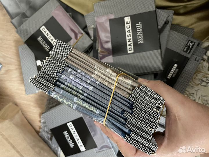 Мужские и женские носовые платки