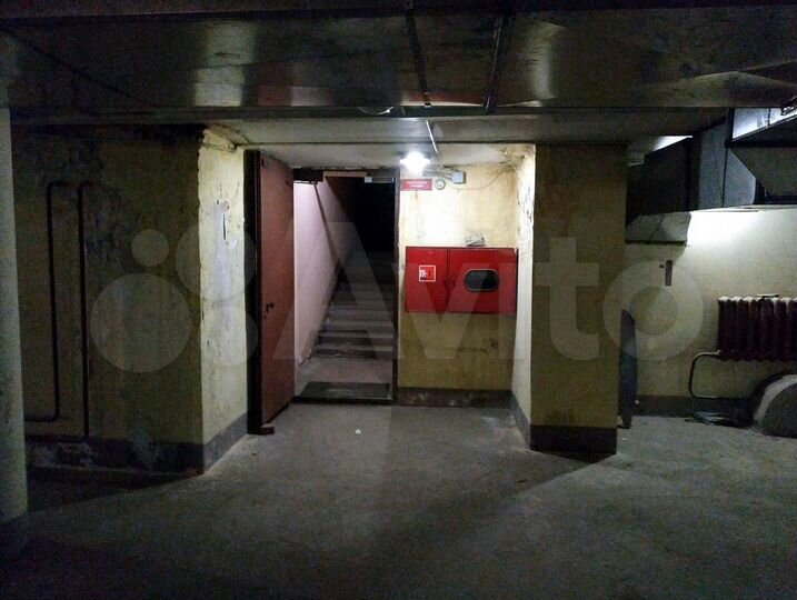 Машиноместо, 28 м²