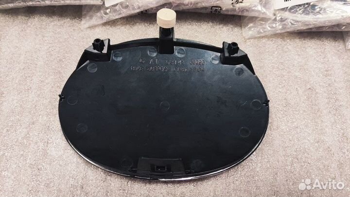 Эмблема Distronic Дистроник решетку Lexus черная