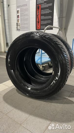 Dunlop Grandtrek AT25 285/60 R18 116V