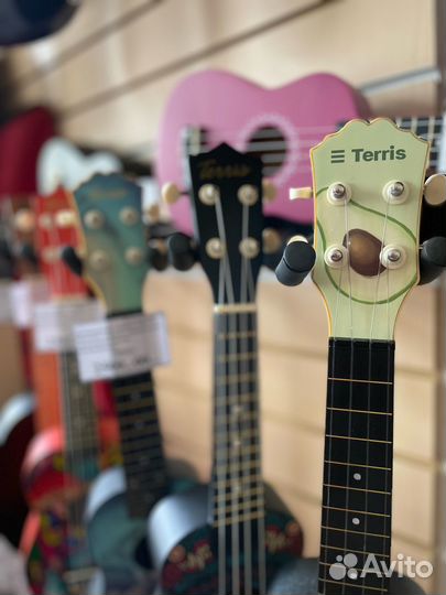 Укулеле terris plus-70 avocado