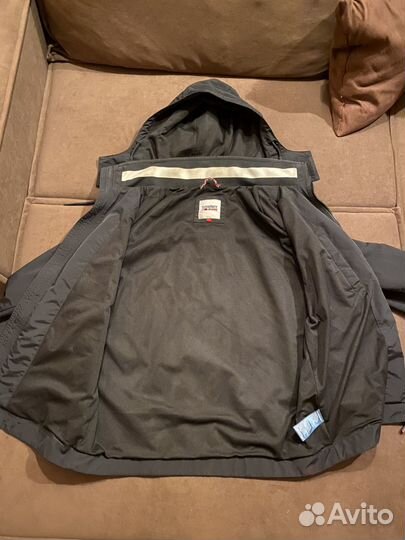 Tommy hilfiger ветровка