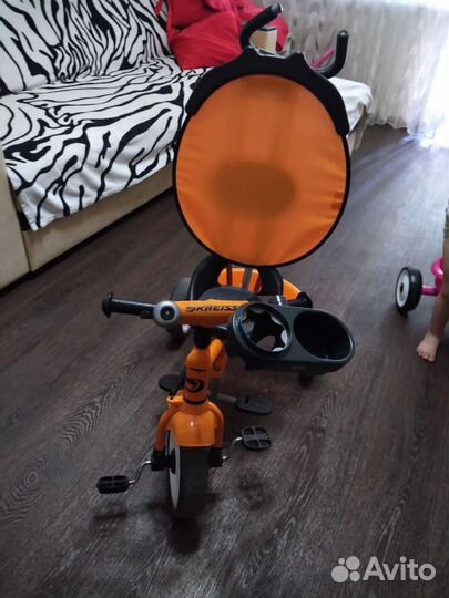 Трехколесный велосипед коляска