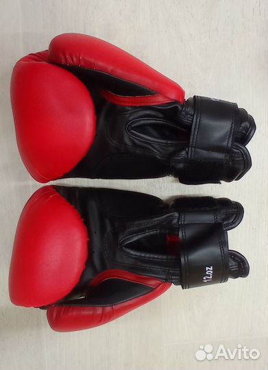 Боксерские перчатки