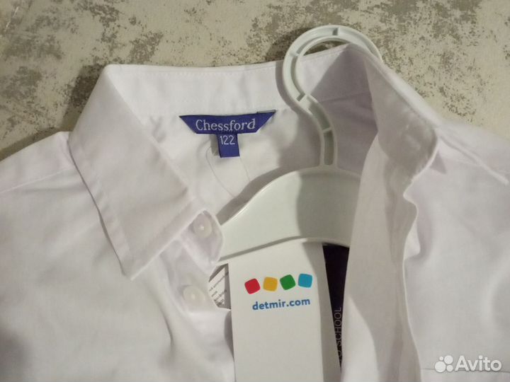 Рубашки новые для мальчика (122, 158)