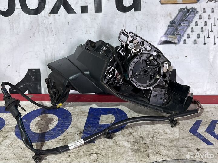 Правое зеркало Audi Q7 4M