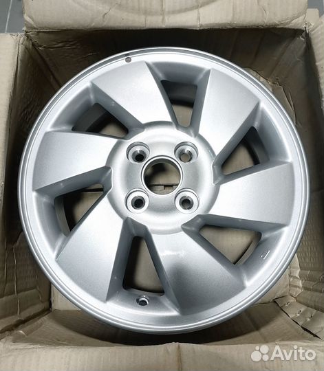 Колесный диск R15 Kia Picanto