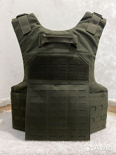 Бронежилет в сборе