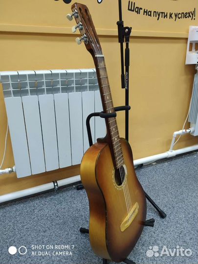 Акустическая гитара бу