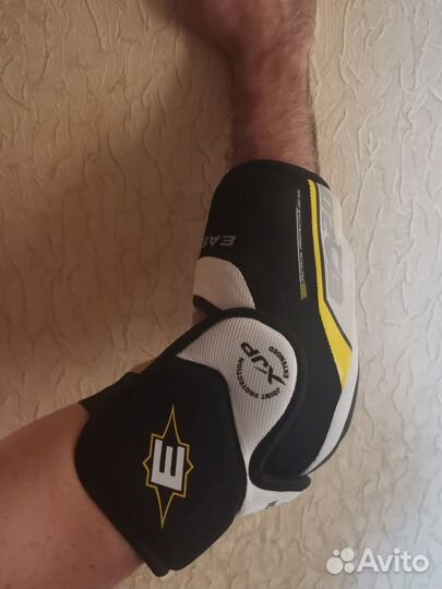 Налокотники хоккейные easton