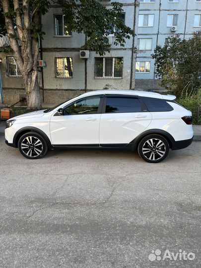 LADA Vesta Cross 1.6 CVT, 2020, 63 000 км