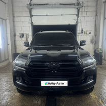 Купить б/у Toyota Land Cruiser 200 от 2 220 000 ₽ во